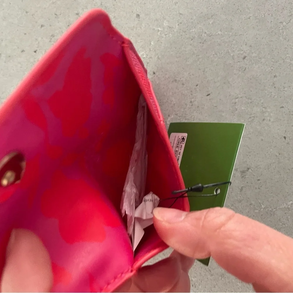 NWT Kate Spade Target Collection Pink Floral Card Holder​​​